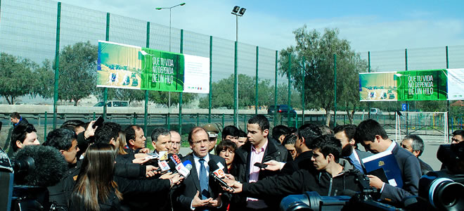 Vespucio Sur y Costanera Norte inician campaña “Que tu vida no dependa de un hilo”